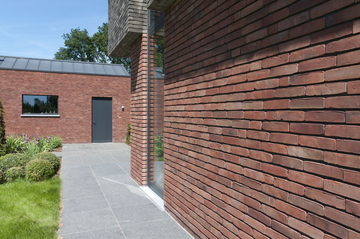 Brick K