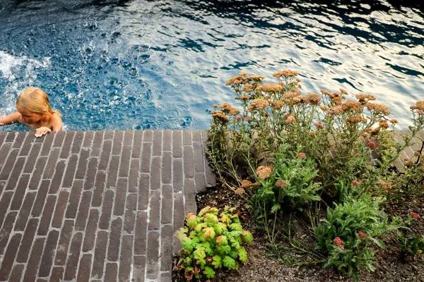 New SeptimA Onyx in a timeless garden design
